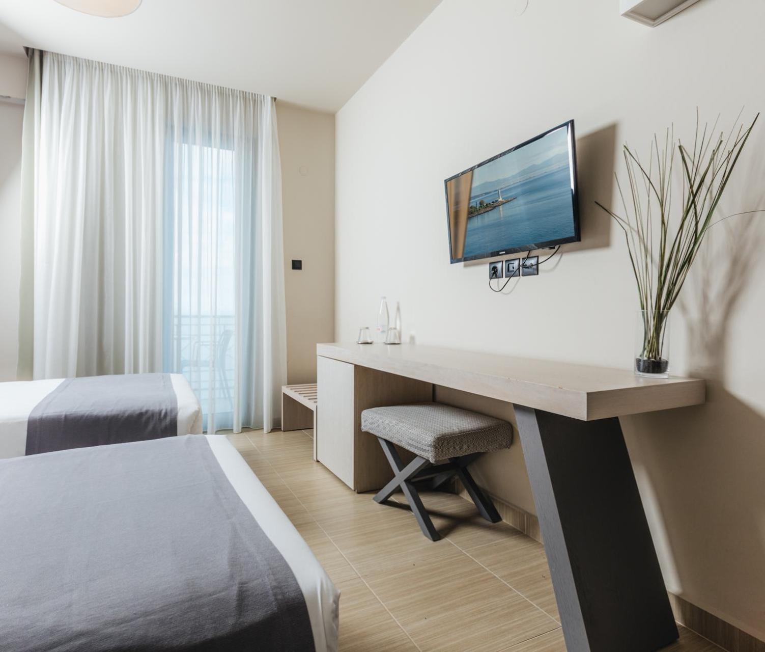 Infinity Hotel Gytheio Kültér fotó