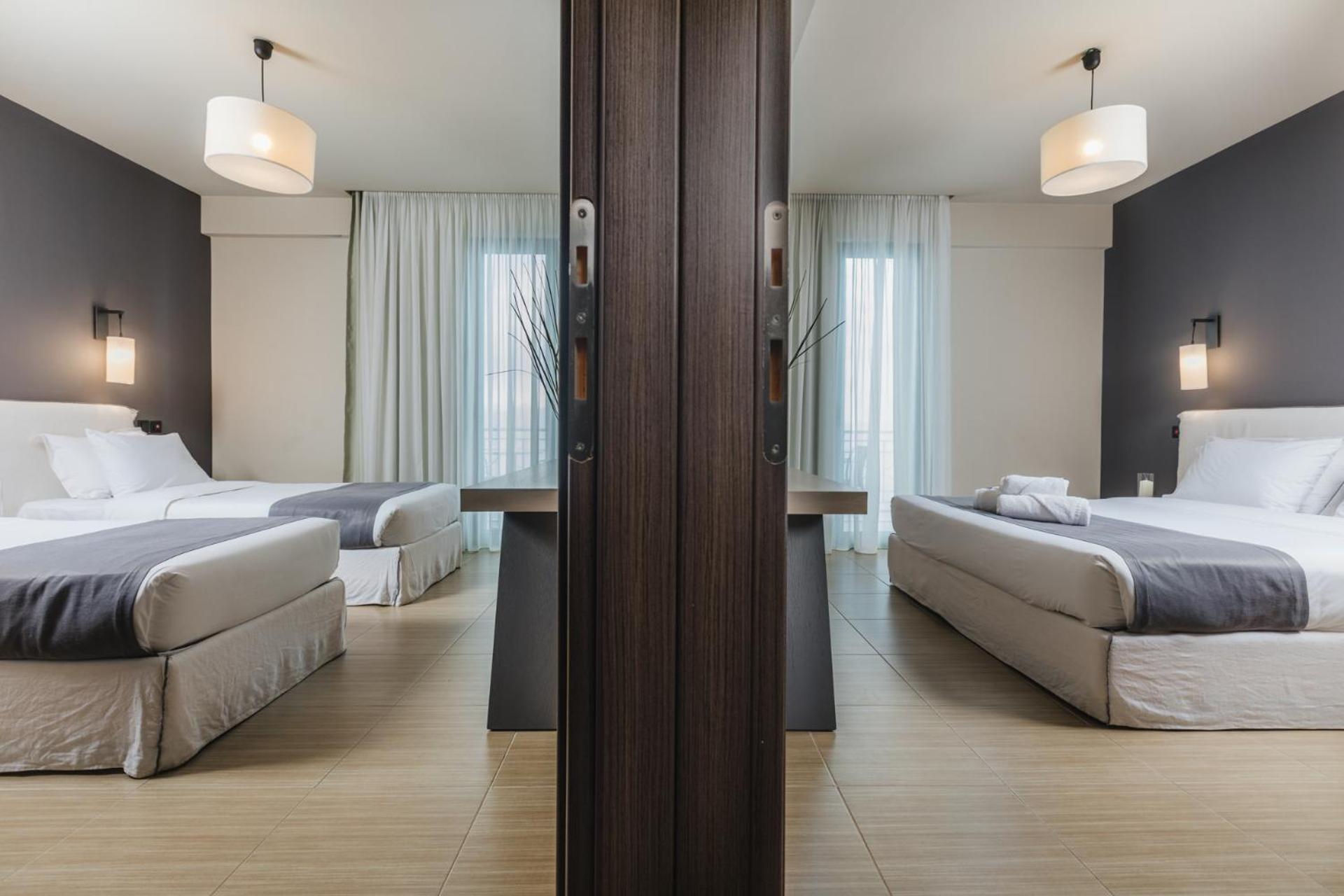 Infinity Hotel Gytheio Kültér fotó